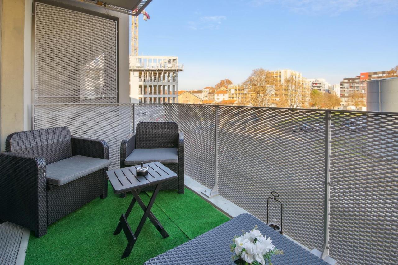 Chic Apart With Balcony Near Paris Appartement Ivry-sur-Seine Buitenkant foto